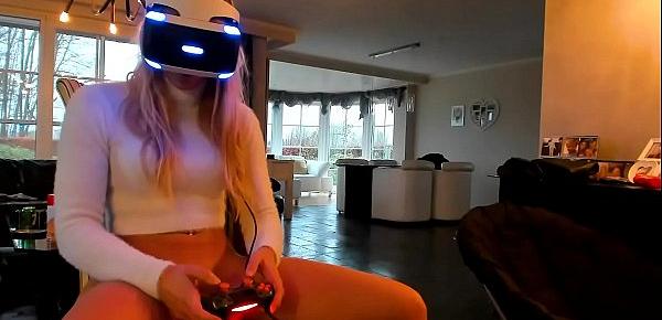 Playing Porn Games In VR....